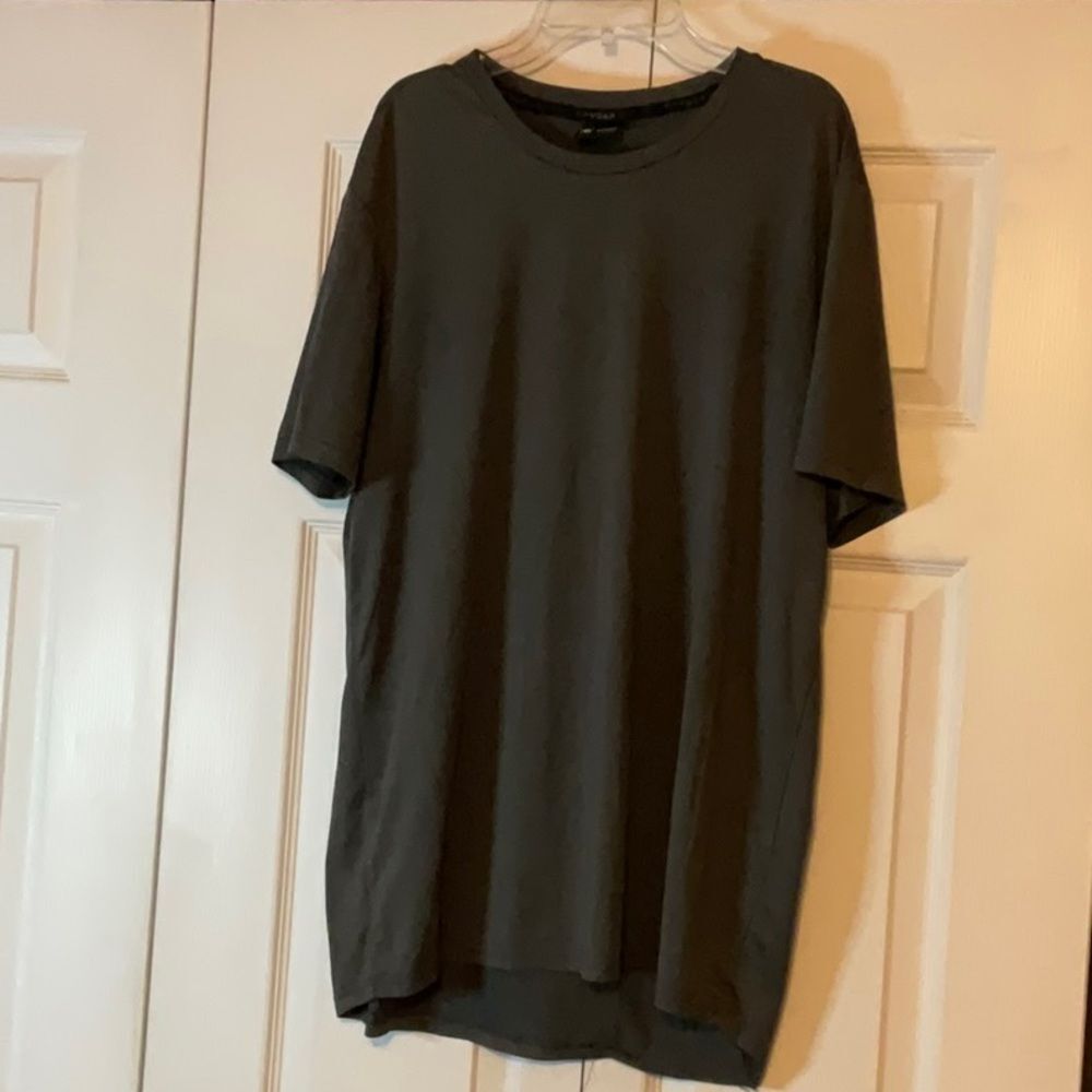 Men’s Spyder‎ Gray Tee Shirt Active Medium